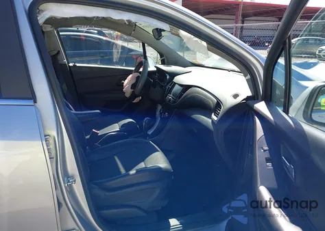 2017 Chevrolet Trax Lt z USA, uszkodzony, nr VIN 3GNCJPSB1HL281006